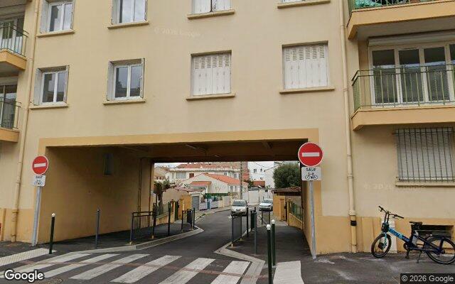 Façade : 14 rue Augustin Fresnel, Perpignan